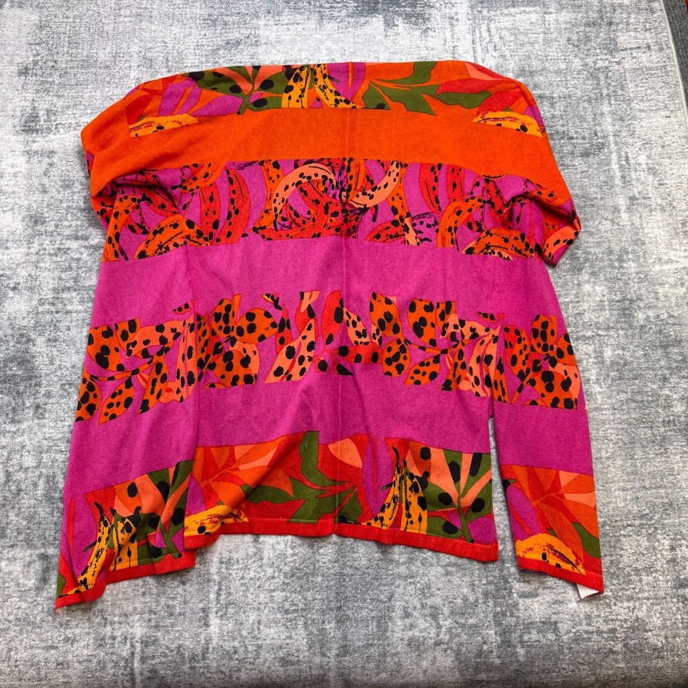 Chicos Cardigan Size 0 US Small Pink Kimono Duster Open Vibrant Floral Resort - Picture 3 of 13